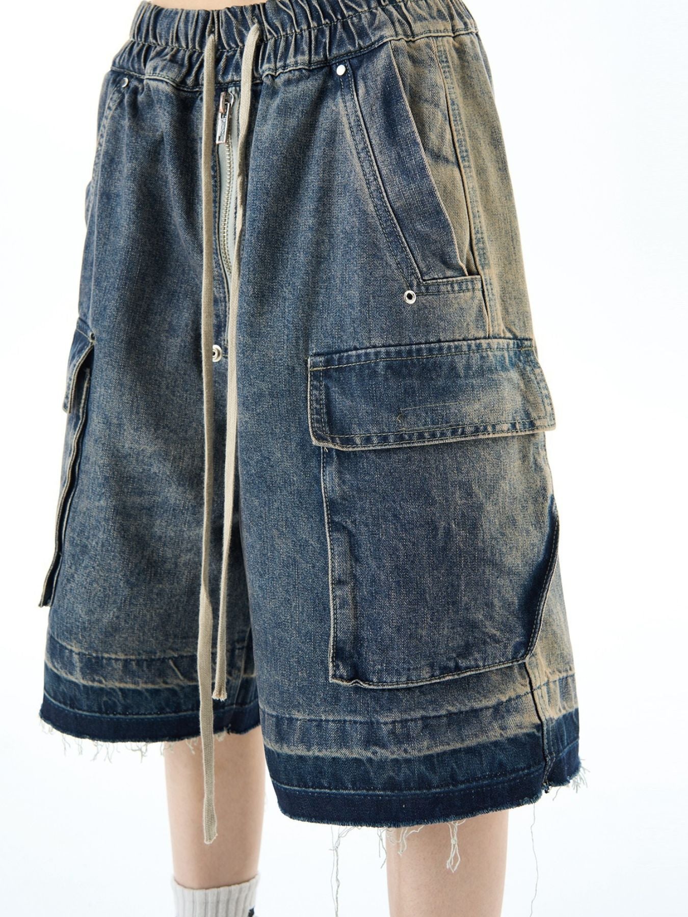 dbb235ff-3ae9-4fee-bae2-2e4f52f43573-Max