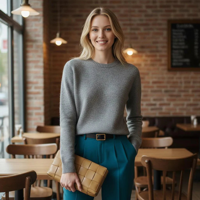 Soft Sweater Women Round Neck Minimalist