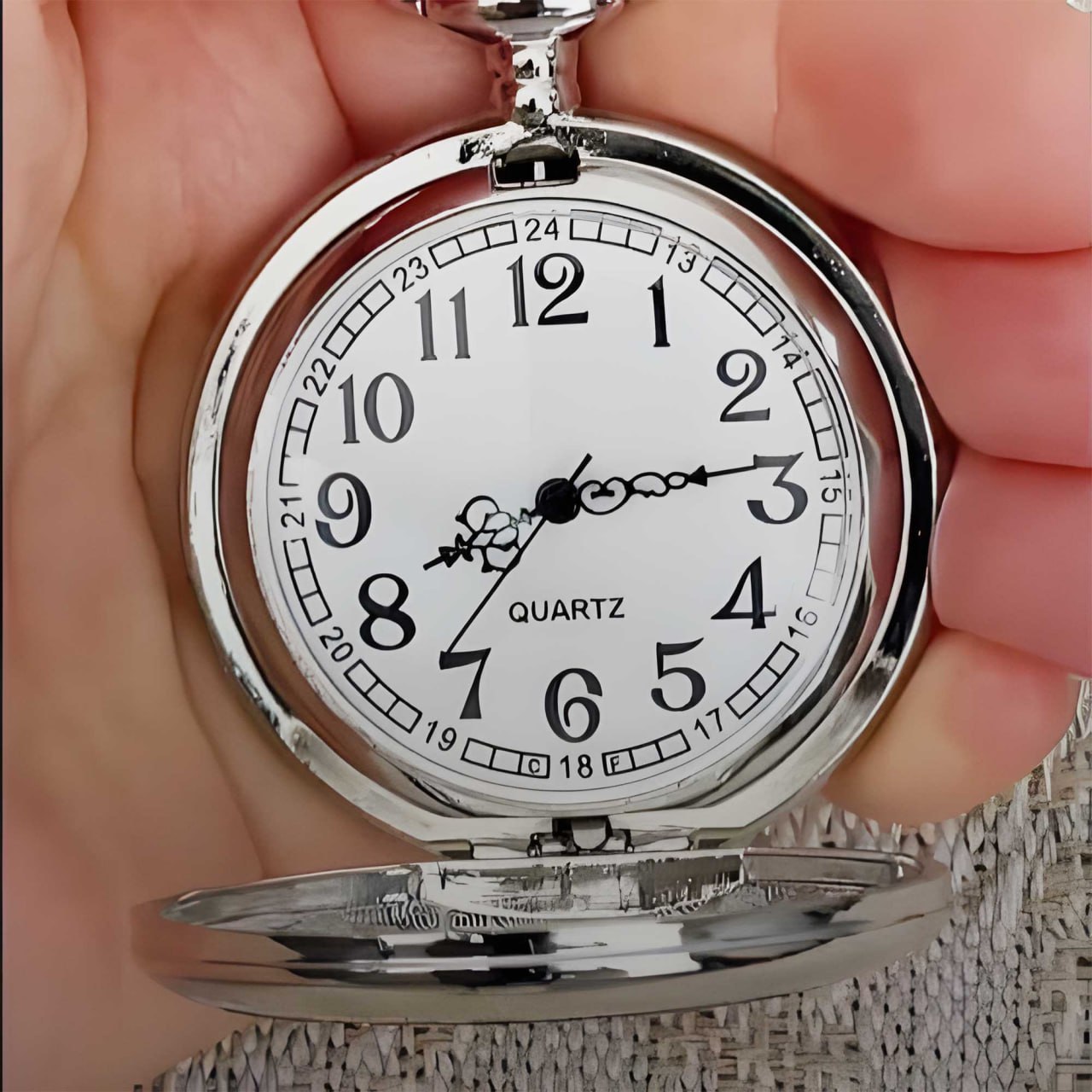 A Mi Hijo, Nunca Olvides Que Te Amo - Personalized Silver Plated Pocket Watch - SON008_SWATCH
